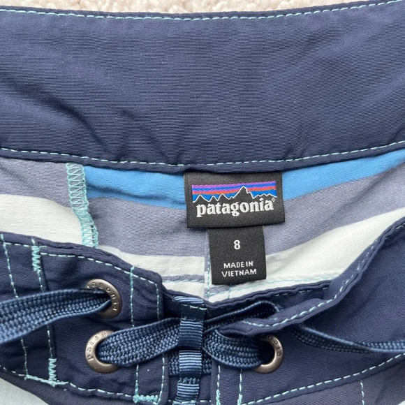 Patagonia Shorts  Woman's Wavefarer® Boardshorts - 5"" Size 8 - Picture 6 of 8